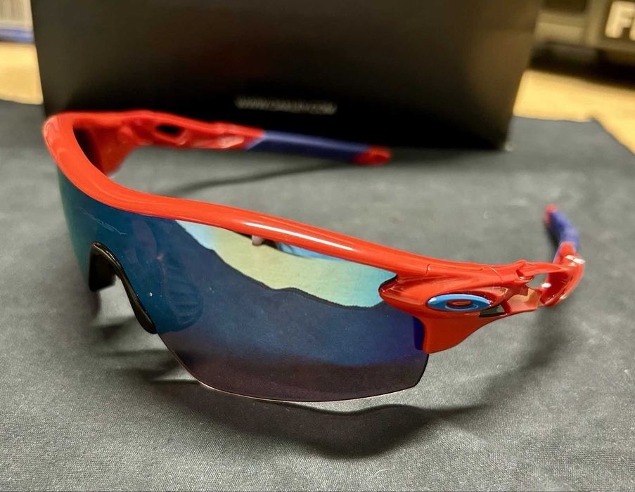 OAKLEY Custom Radarlock Red Frame with Deep Water Polarized Lens оригінал ФОП — фото 2