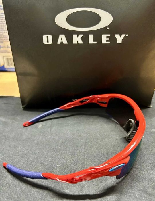 OAKLEY Custom Radarlock Red Frame with Deep Water Polarized Lens оригінал ФОП — фото 3